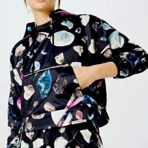 Nike Dri-Fit Seasonal Gemstone & Crystal Pattern Pullover Hoodie Size M …